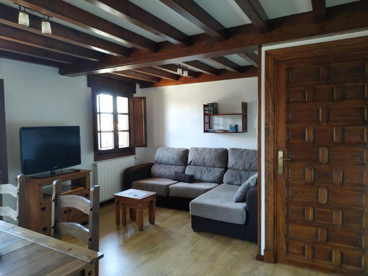 Apartamentos Llave De Santillana Σαντιγιάνα ντελ Μαρ Εξωτερικό φωτογραφία